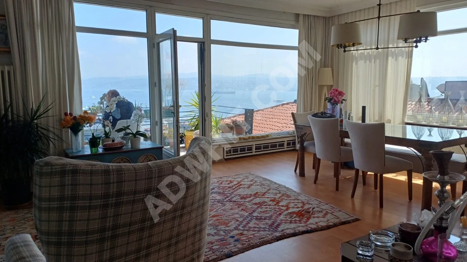3+1 Apartment with 150 m² Net Sea View for Sale in Cihangir