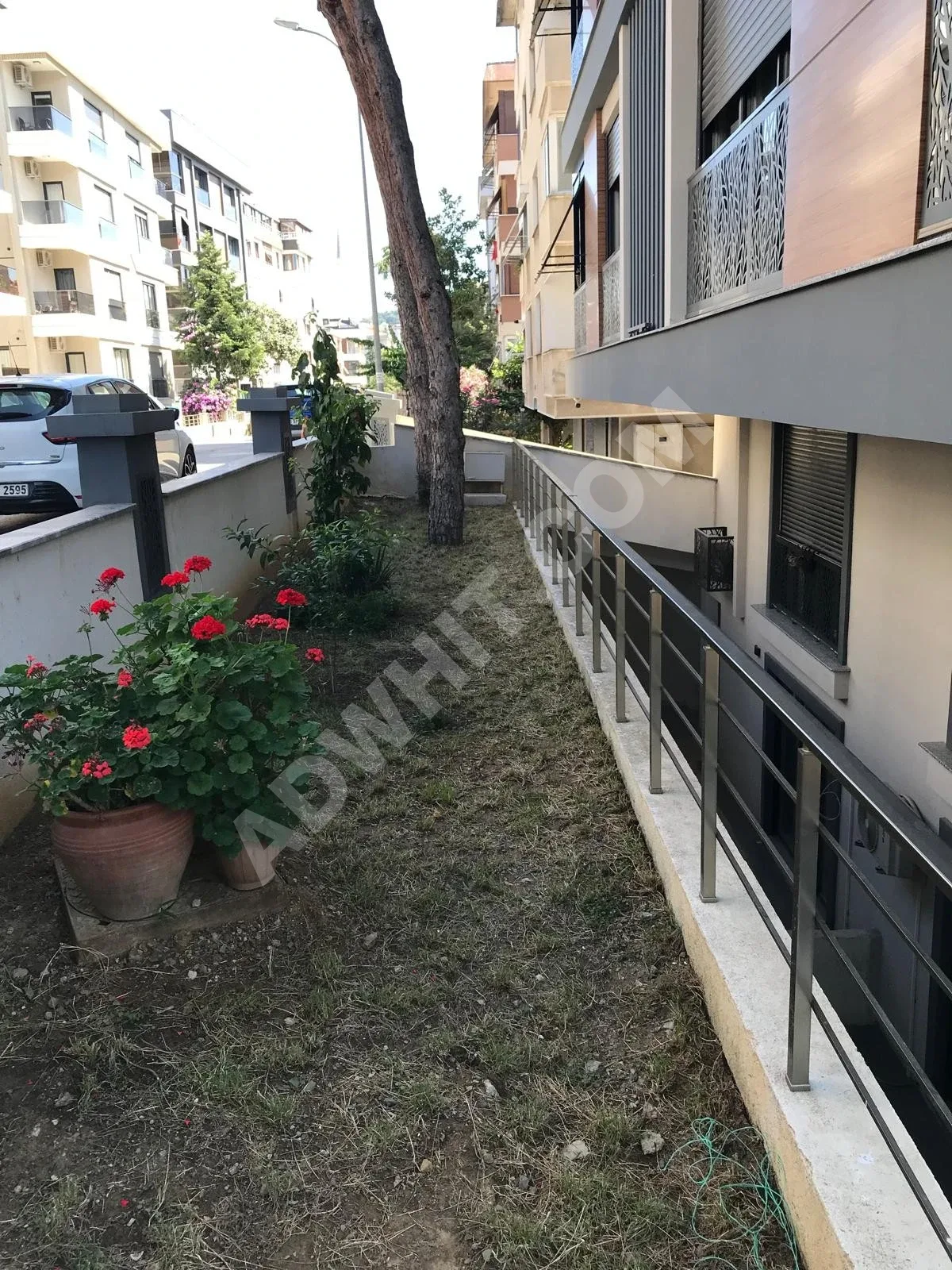 À VENDRE 3+1 AVEC JARDIN PRATIQUE DERRIÈRE ACIBADEM TELEKOM image 3