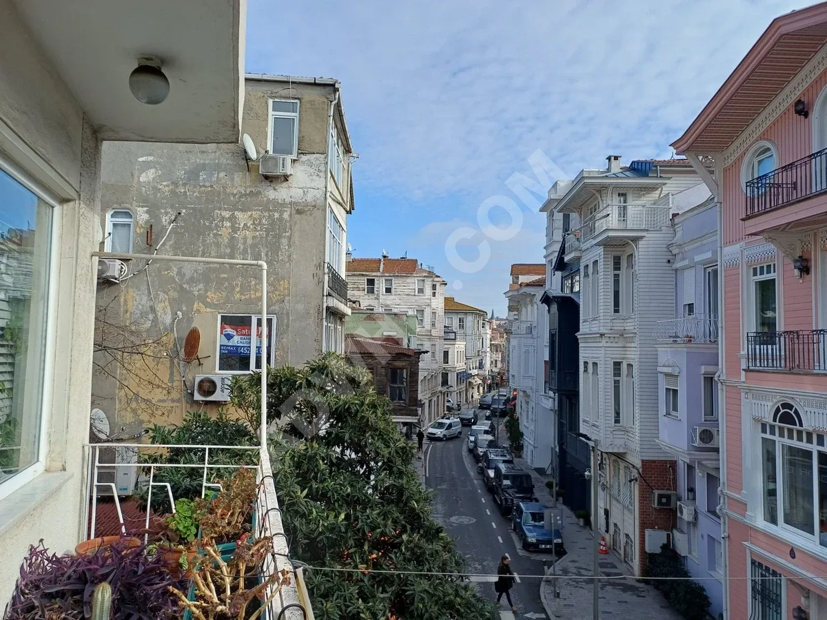 Appartement à vendre 2,5+1 dans le quartier Arnavutköy de Bebek, Beşiktaş image 7