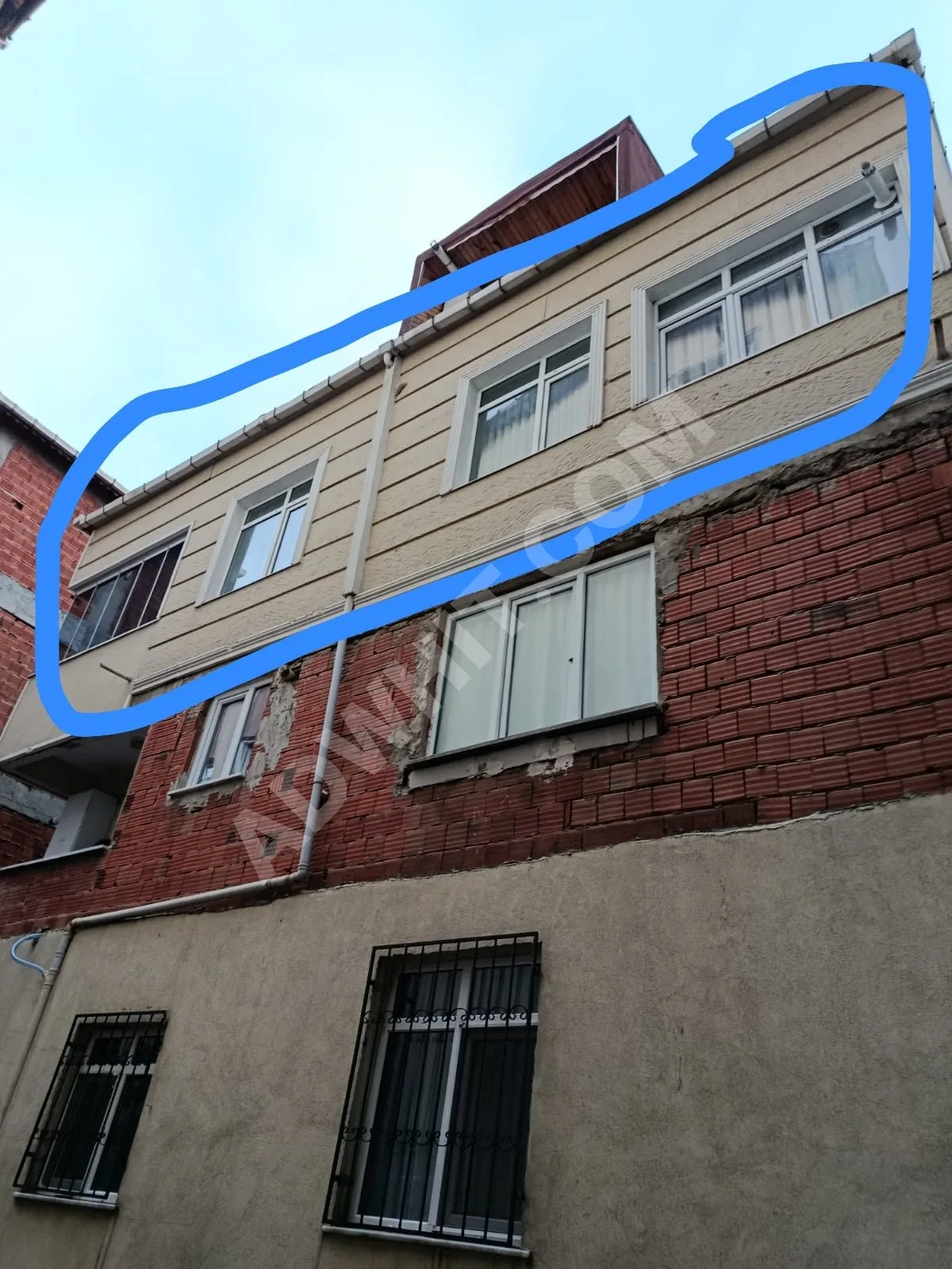 2+1 Apartment for Sale in Ataşehir Mimar Sinan Neighborhood