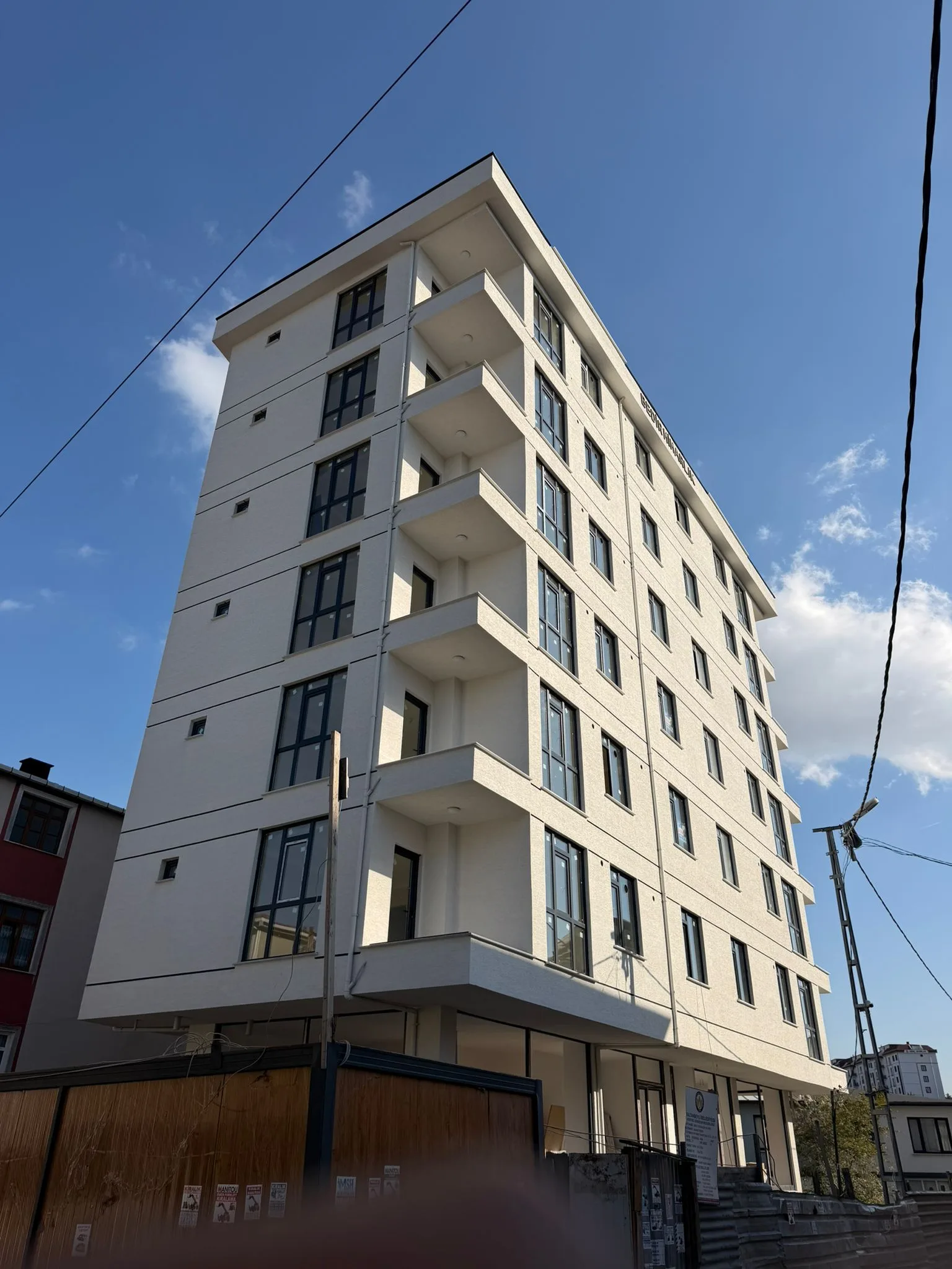 Brand New 2+1 Apartment for Sale in Sultanbeyli Orhangazi Neighborhood