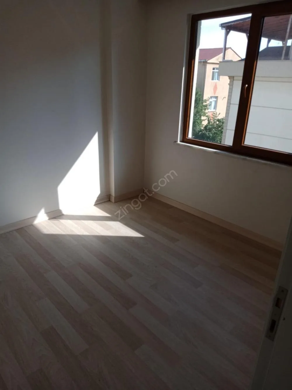 DUPLEX 2+1 AVEC TERRASSE À CÔTÉ DE LA STATION DE MÉTRO À İÇERENKÖY image 8