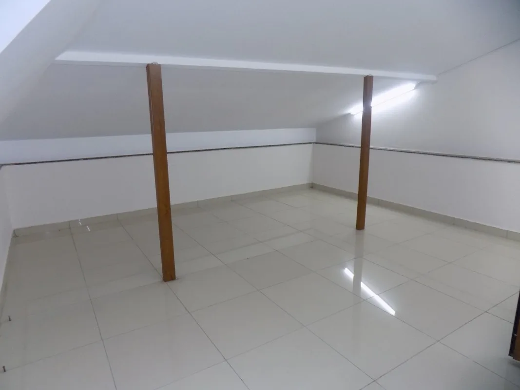 MAISON INDIVIDUELLE TRIPLEX AVEC CERTIFICAT D'HABITABILITÉ À KARTAL SOĞANLIK image 3
