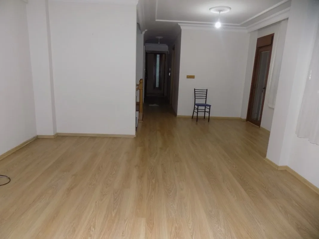 MAISON INDIVIDUELLE TRIPLEX AVEC CERTIFICAT D'HABITABILITÉ À KARTAL SOĞANLIK image 9