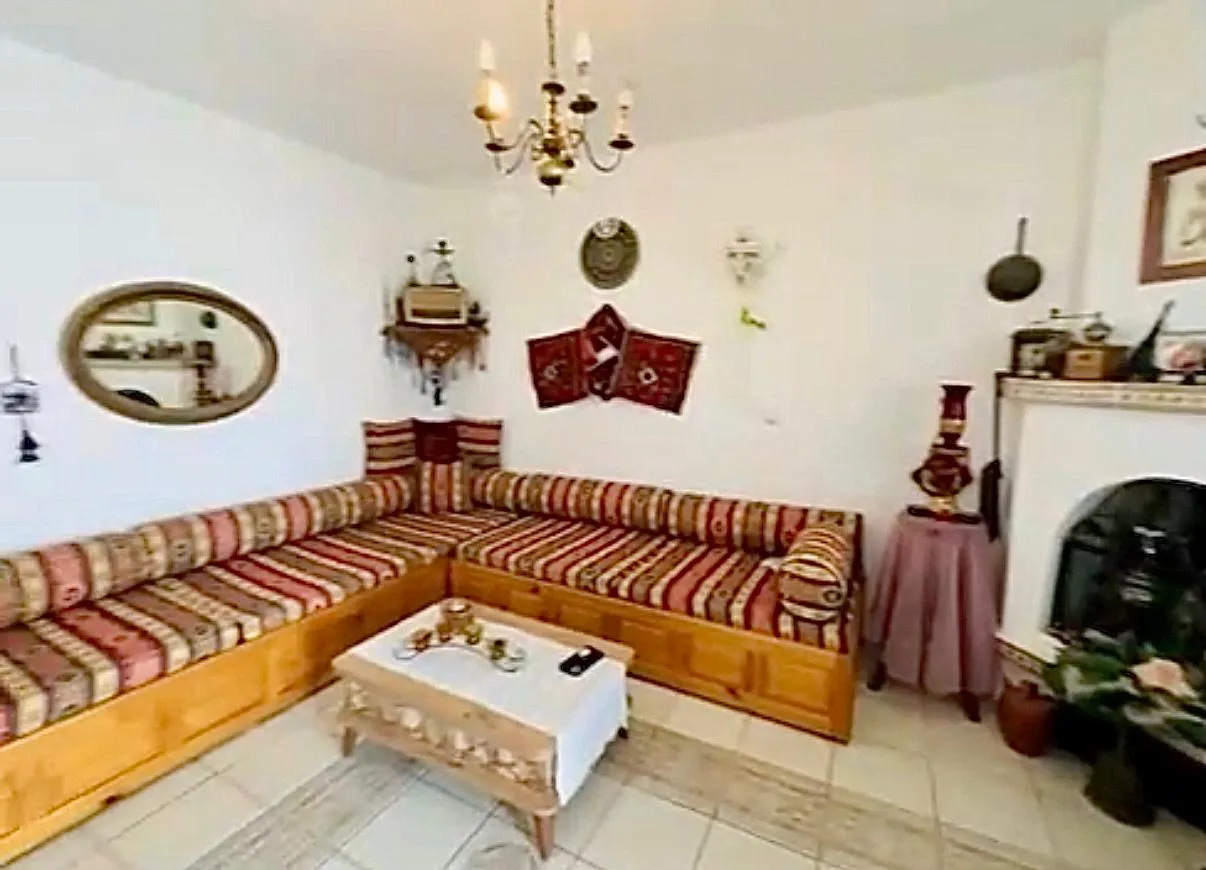 VILLA À VENDRE À 40 MÈTRES DE LA MER À TÜRKBÜKÜ image 2