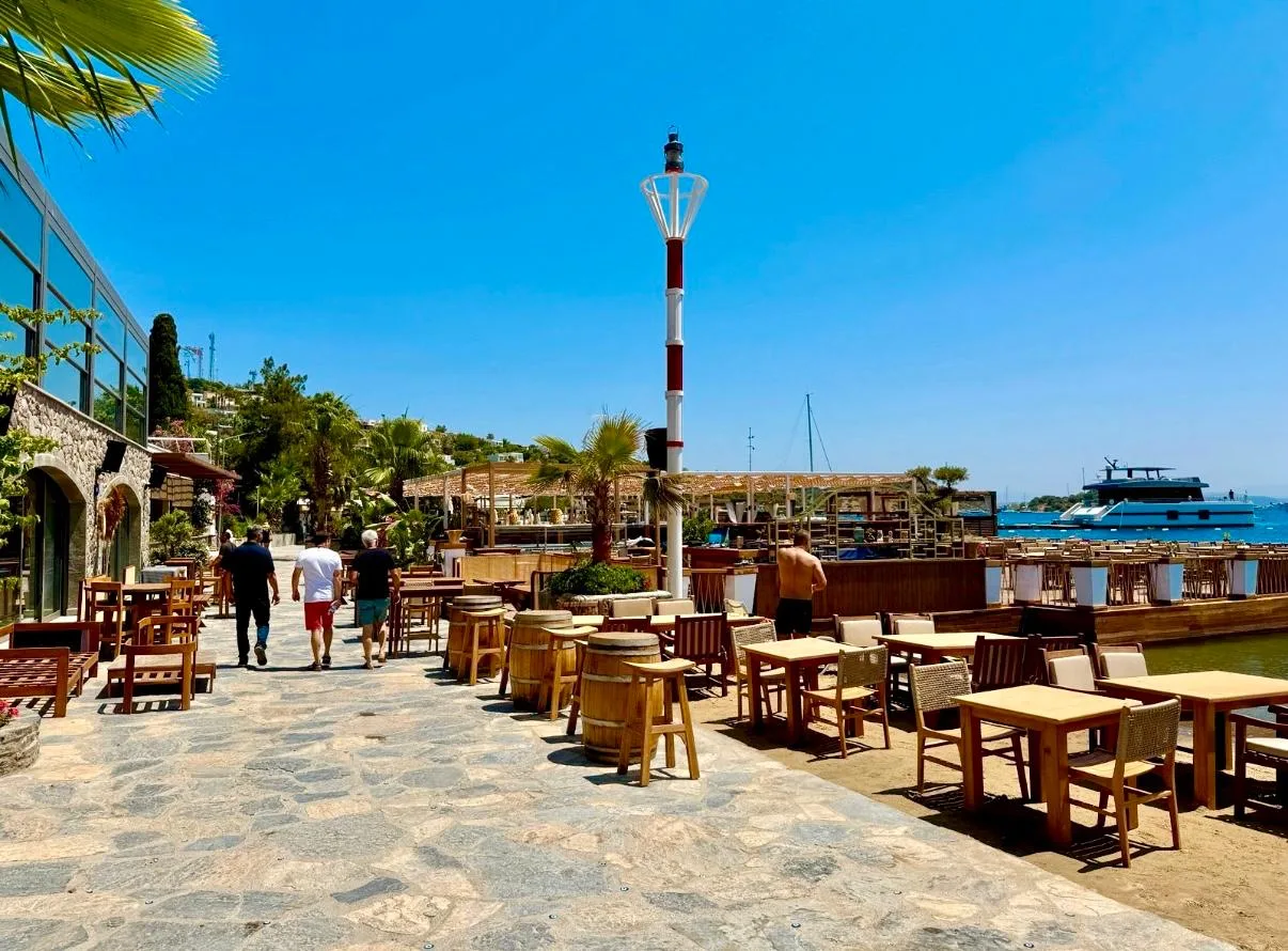 VILLA À VENDRE À 40 MÈTRES DE LA MER À TÜRKBÜKÜ image 16