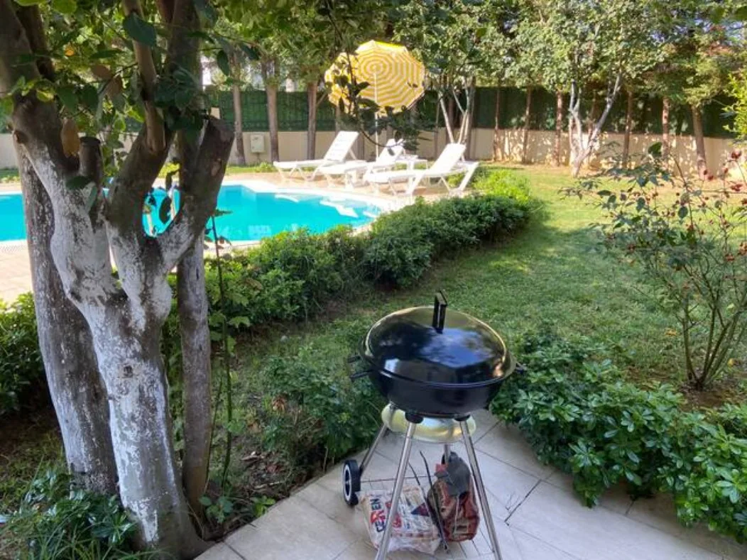 Villa individuelle 6+1 avec piscine à vendre dans le quartier Çavuş de Şile image 41