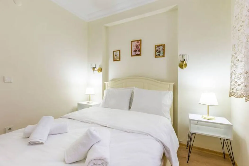 Villa indépendante 6+1 avec piscine à louer dans le quartier Çavuş de Şile image 5